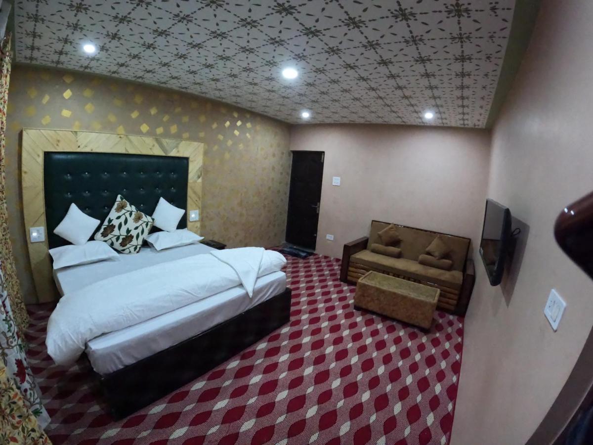 Hotel Seven Pahalgām Exterior foto